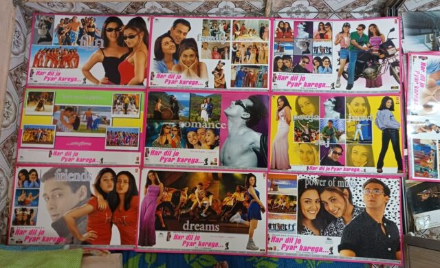 HAR DIL JO PAYAR KARAGA Bollywood movie lobby cards