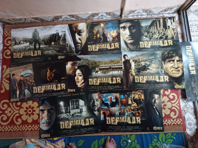 DEEWAR Bollywood movie lobby cards